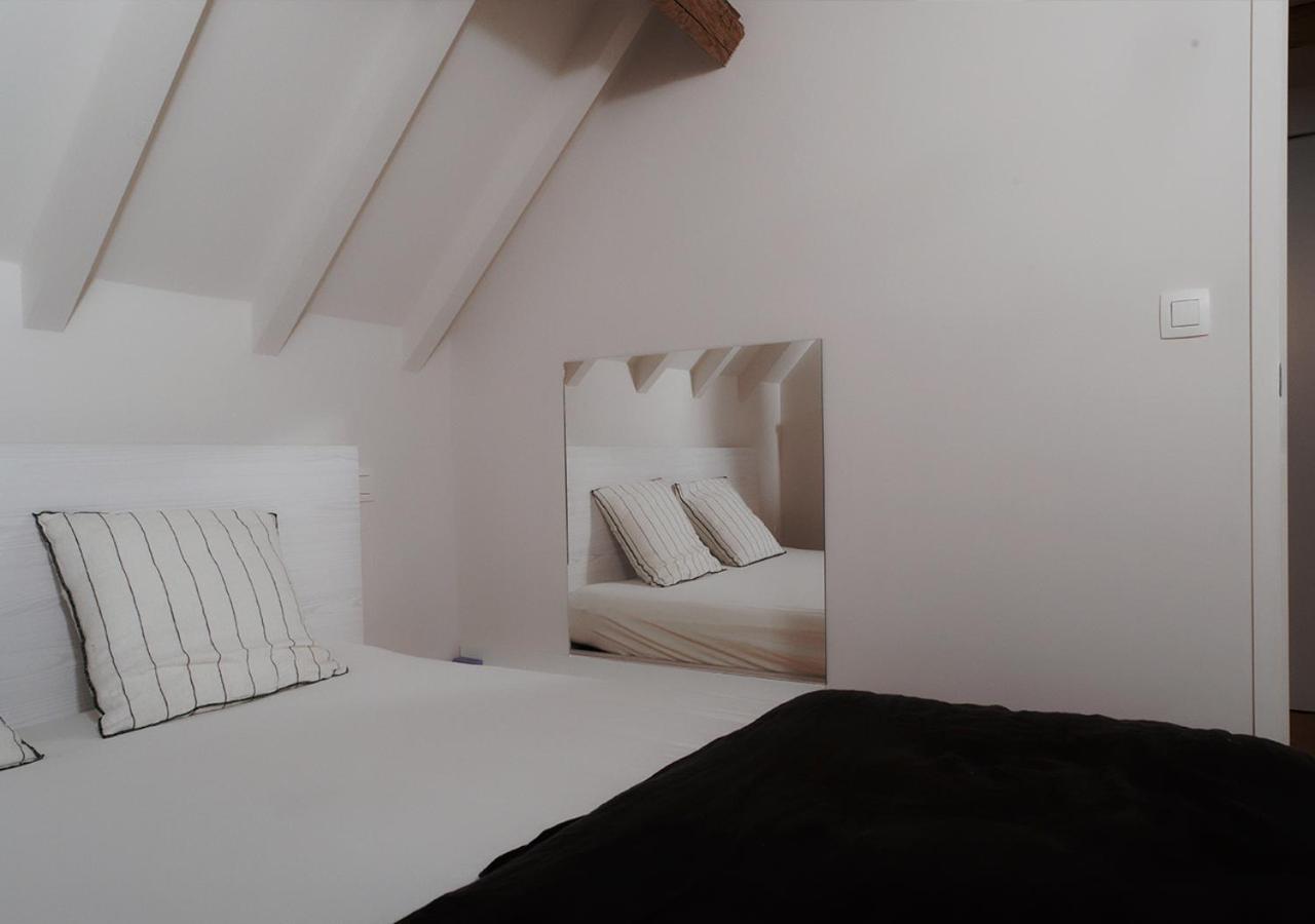 Gite De L'Etang Hotell Frasnes-lez-Anvaing Eksteriør bilde